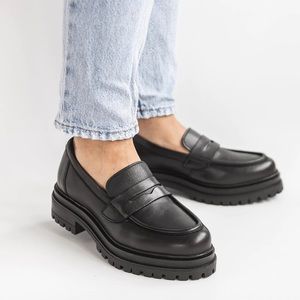 Miz Mooz Black Legend Loafer Size 39 (8.5)